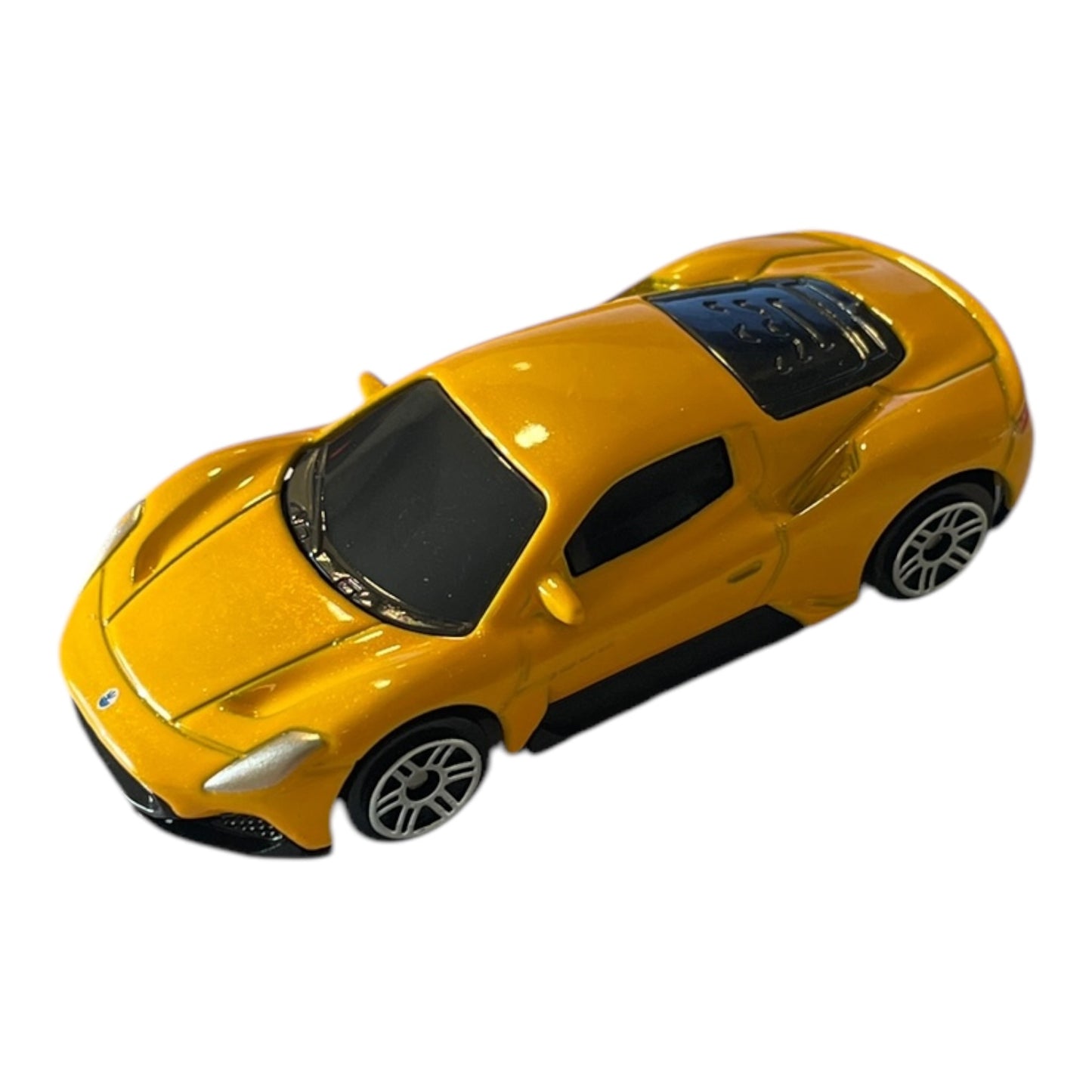 Model RMZ City Maserati MC20, Die Cast 1:64, galben - EAN 0634474673479