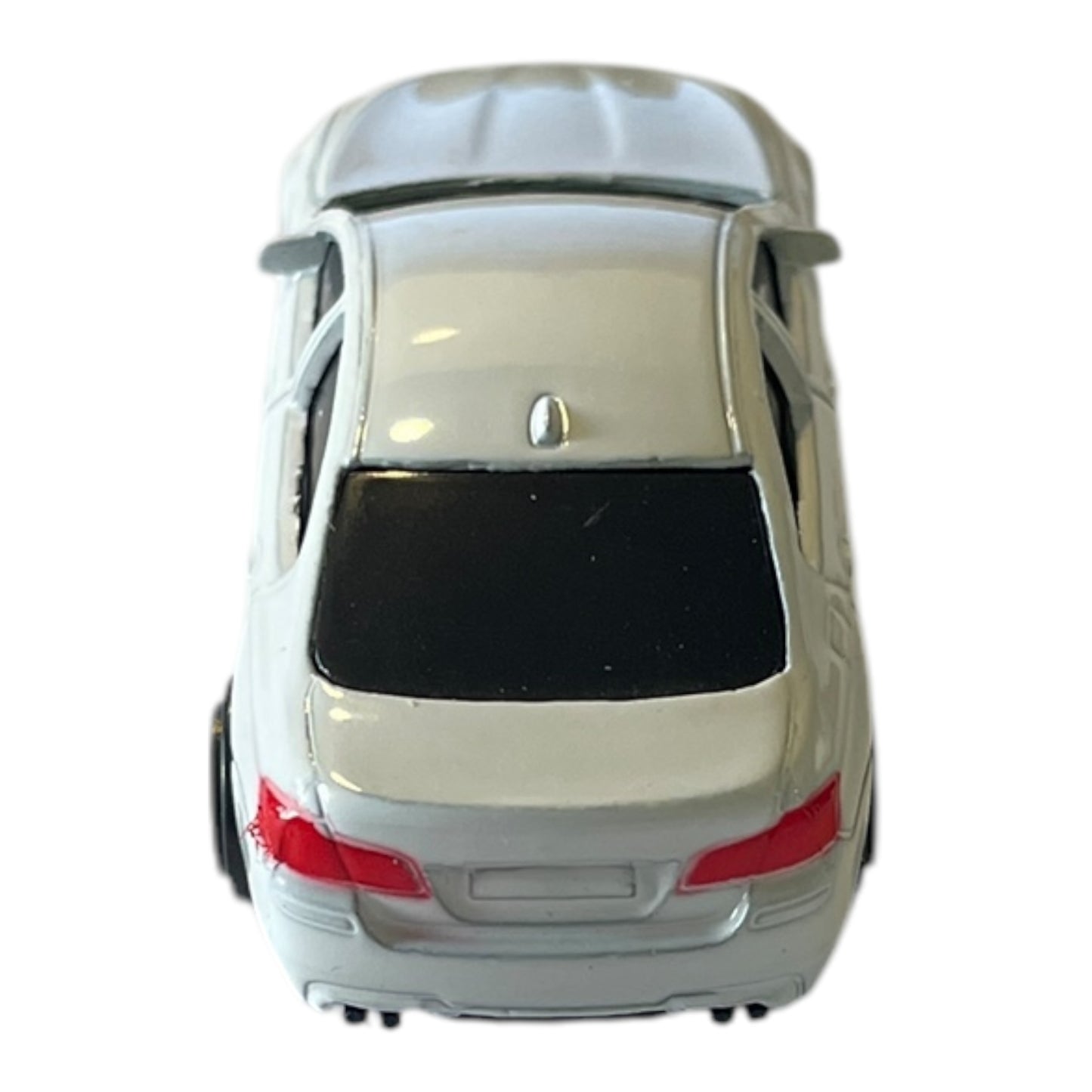Model RMZ City BMW M5, Die Cast Collection, scara 1:64, culoare alb, detalii realiste 🔳 0634474673448